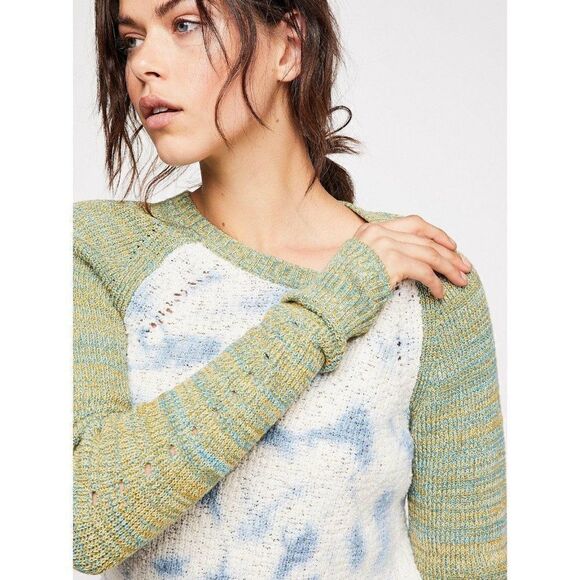 NEW FREE PEOPLE TIE DYE BLEACHED OUT SWEATER - Picture 4 of 5